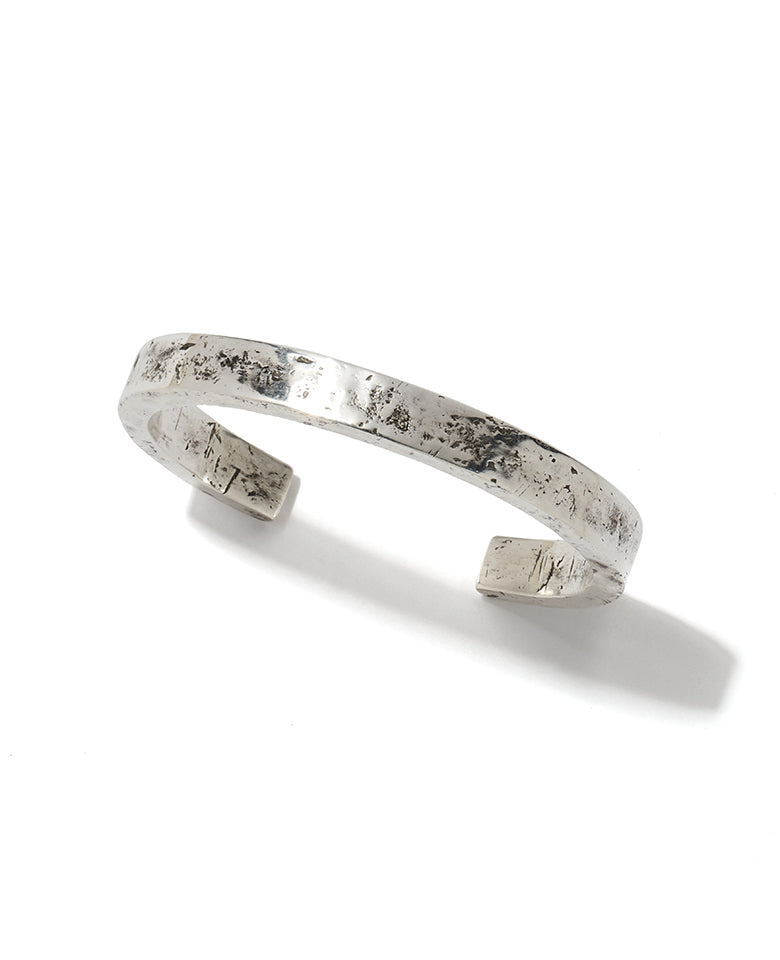 ストレートバングルミッド