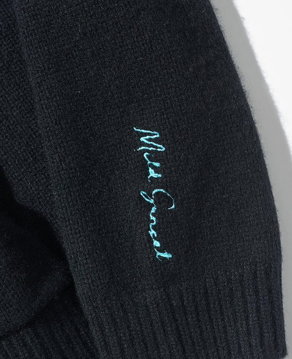 カシミヤフーディー