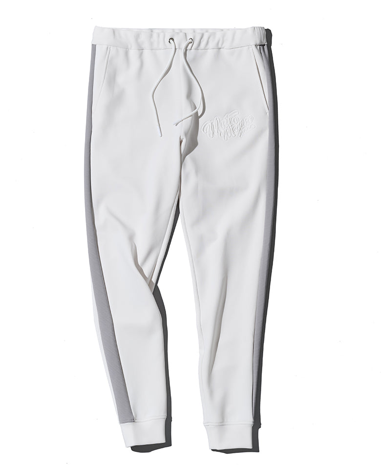 ジオメトリックウェーブ キルティングセットアップ(ホワイト)