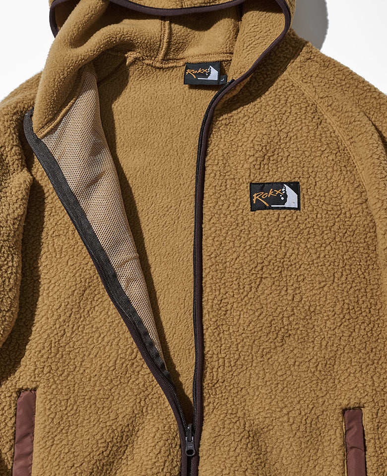 ビッグパイルフーディー