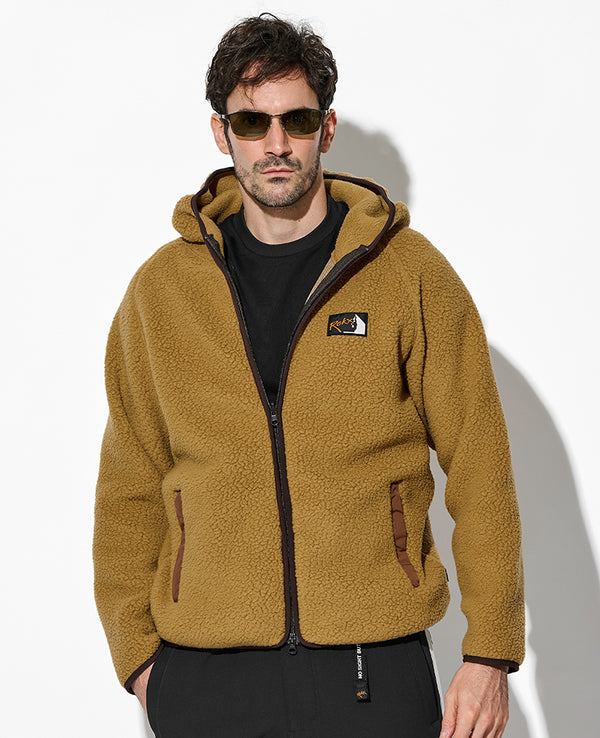 ビッグパイルフーディー