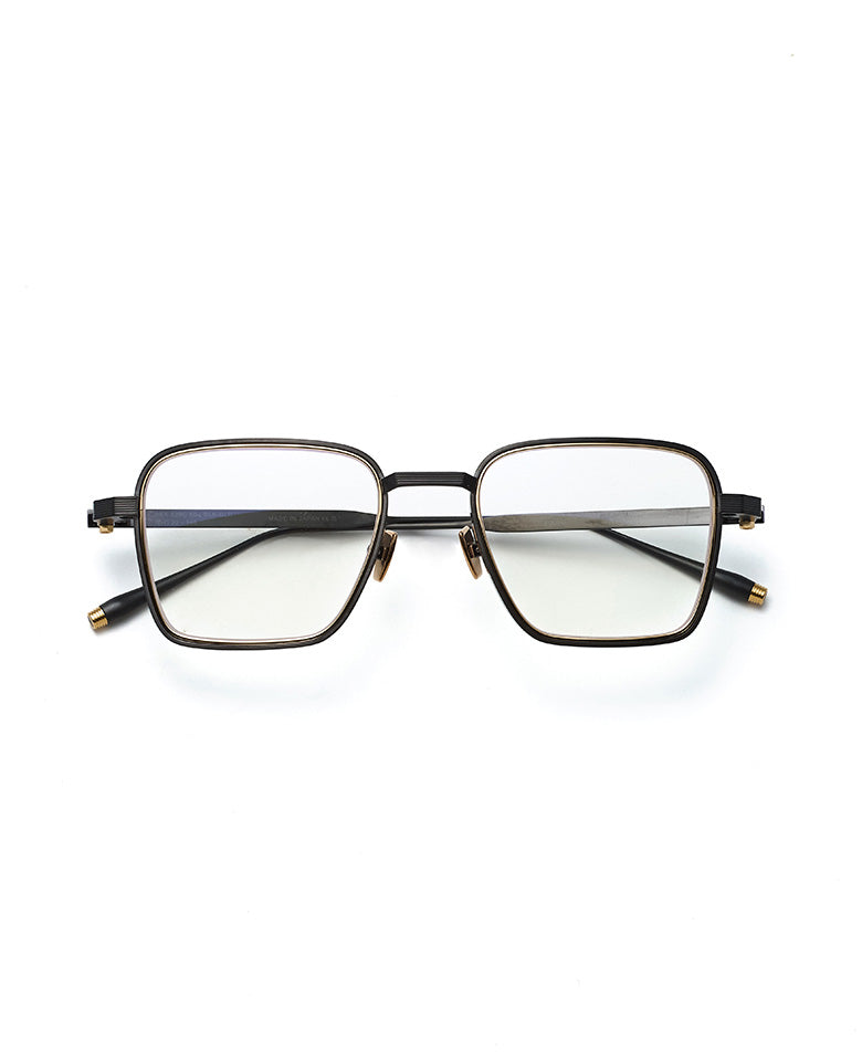 AKX-529