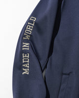 トラックジャケット