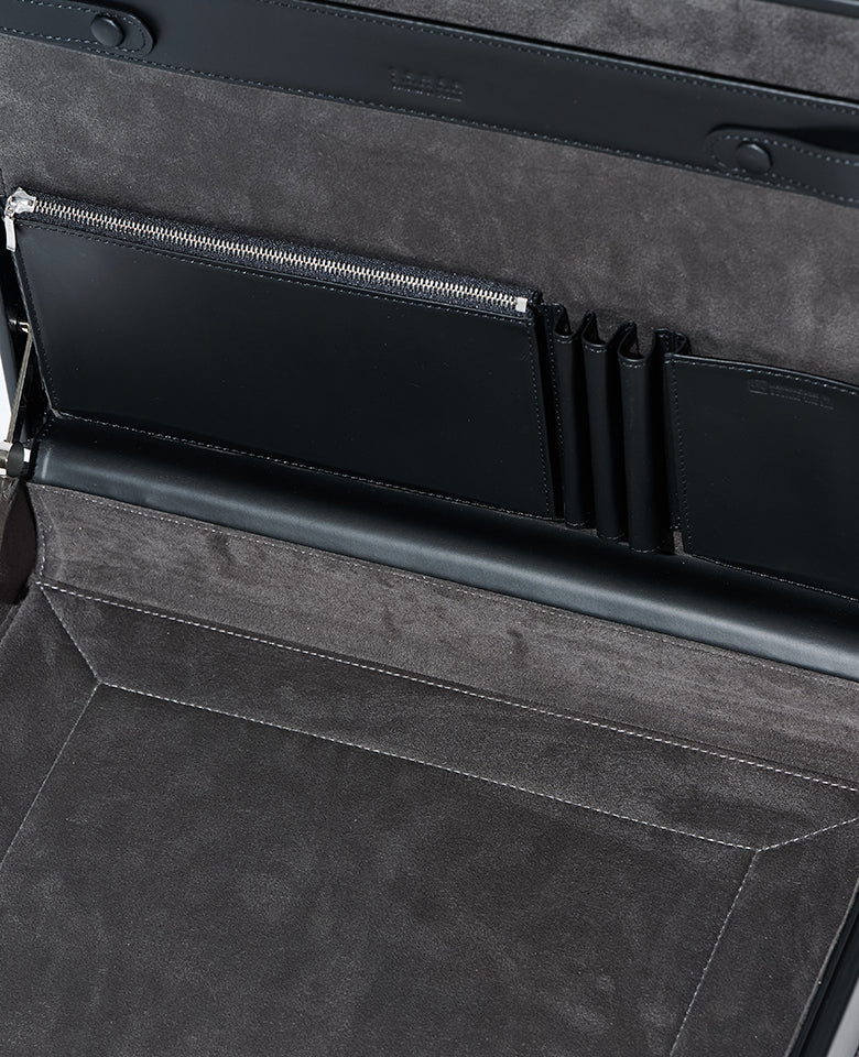 アタッシュケース – 買えるLEON