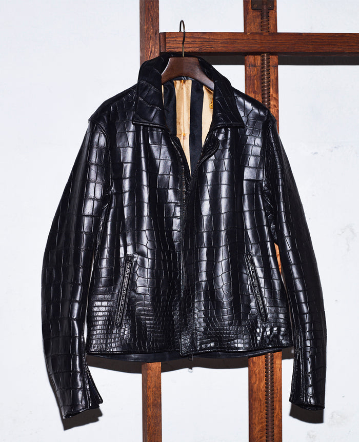 ルーカス・クロコダイル – 買えるLEON