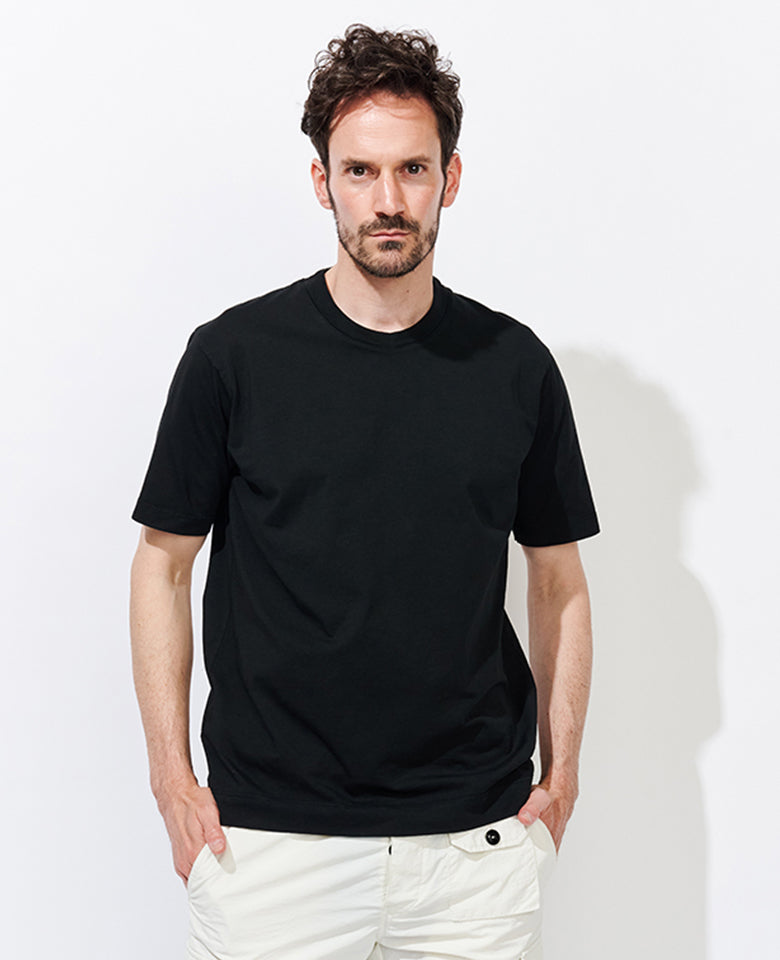 クルーネックTシャツ