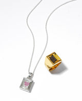ART FRAME PENDANT  “ROUND AND ROUND”