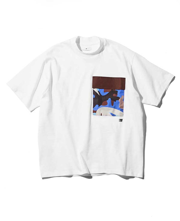 モックネックTシャツ