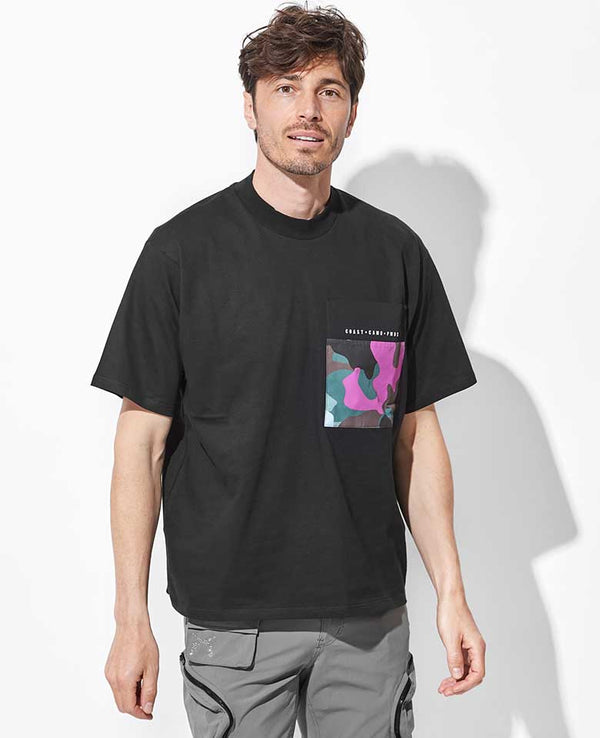 モックネックTシャツ
