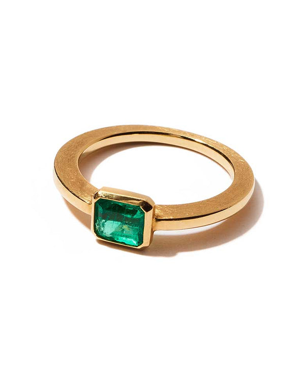 classic emerald ring