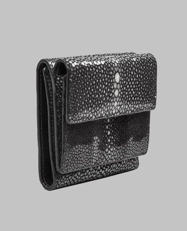 Compact tri-fold mini wallet